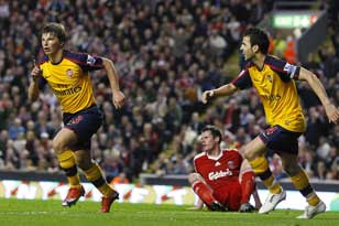 Покер Аршавина свел Энфилд с ума